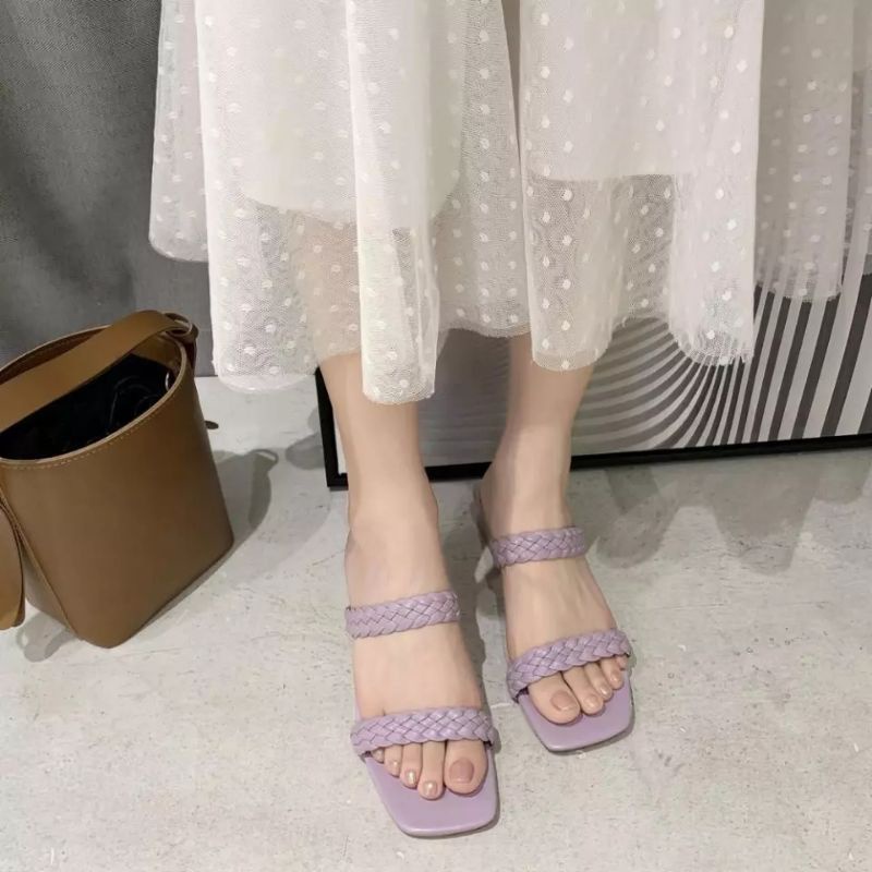 BIG PROMO&quot;Sendal Heels Kepang2 Bw12