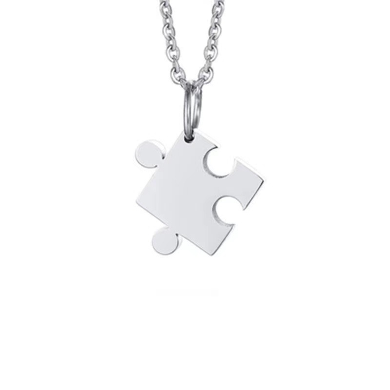 Kalung Rantai Liontin Puzzle Hati Bahan Stainless Steel Untuk Pasangan