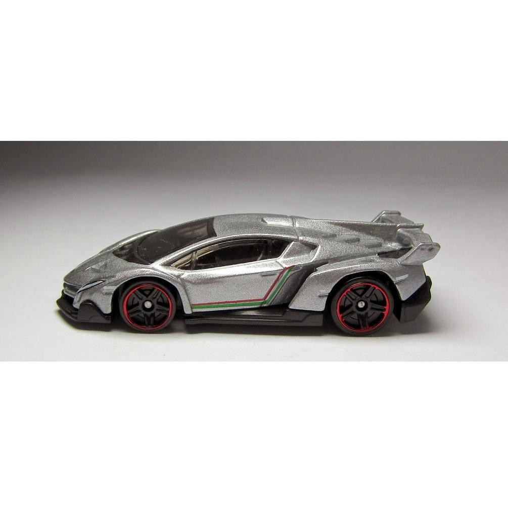 hot wheels lamborghini veneno silver