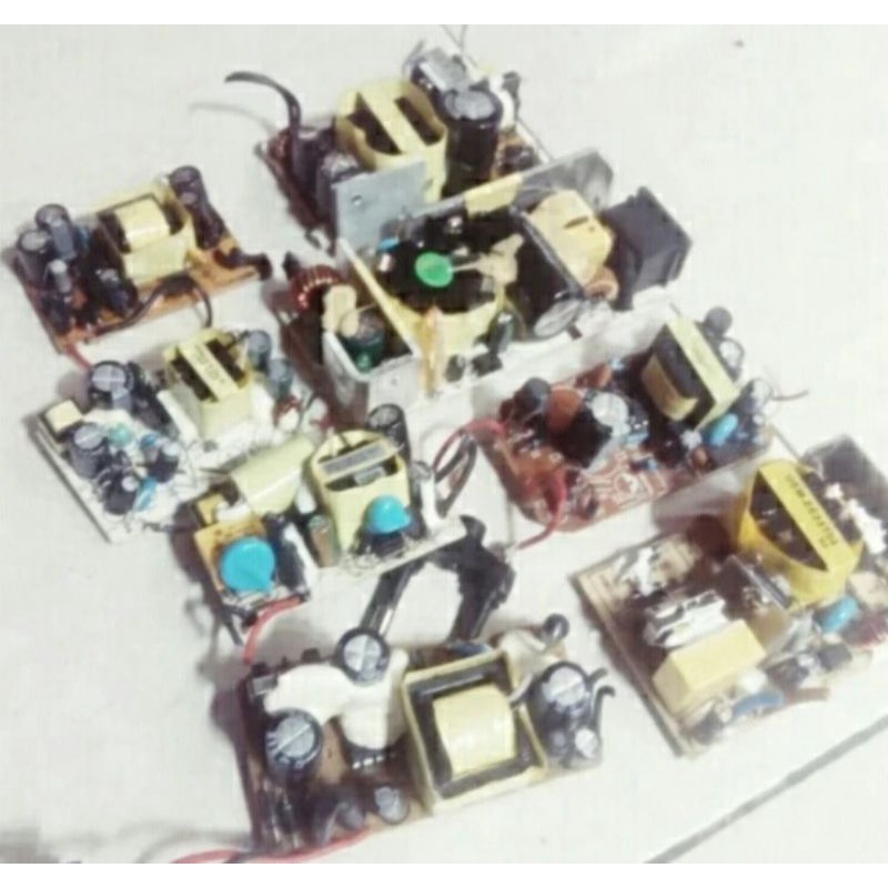 satu kilo PCB adapter bermacam Vol dan Amper ,jual opreker