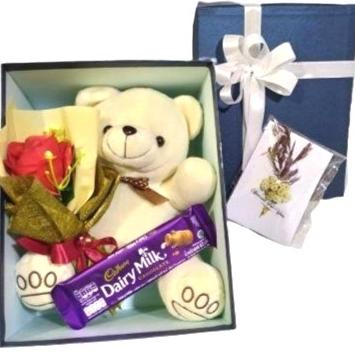 

Premium Product!!! Kado Ulang Tahun Hampers Anniversary Hadiah Valentine Wisuda - Paling Diminati