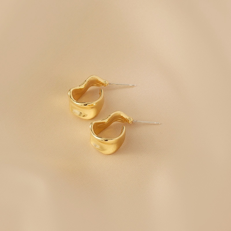 Anting Tusuk Asimetris Bahan Metal Gaya Korea Untuk Wanita