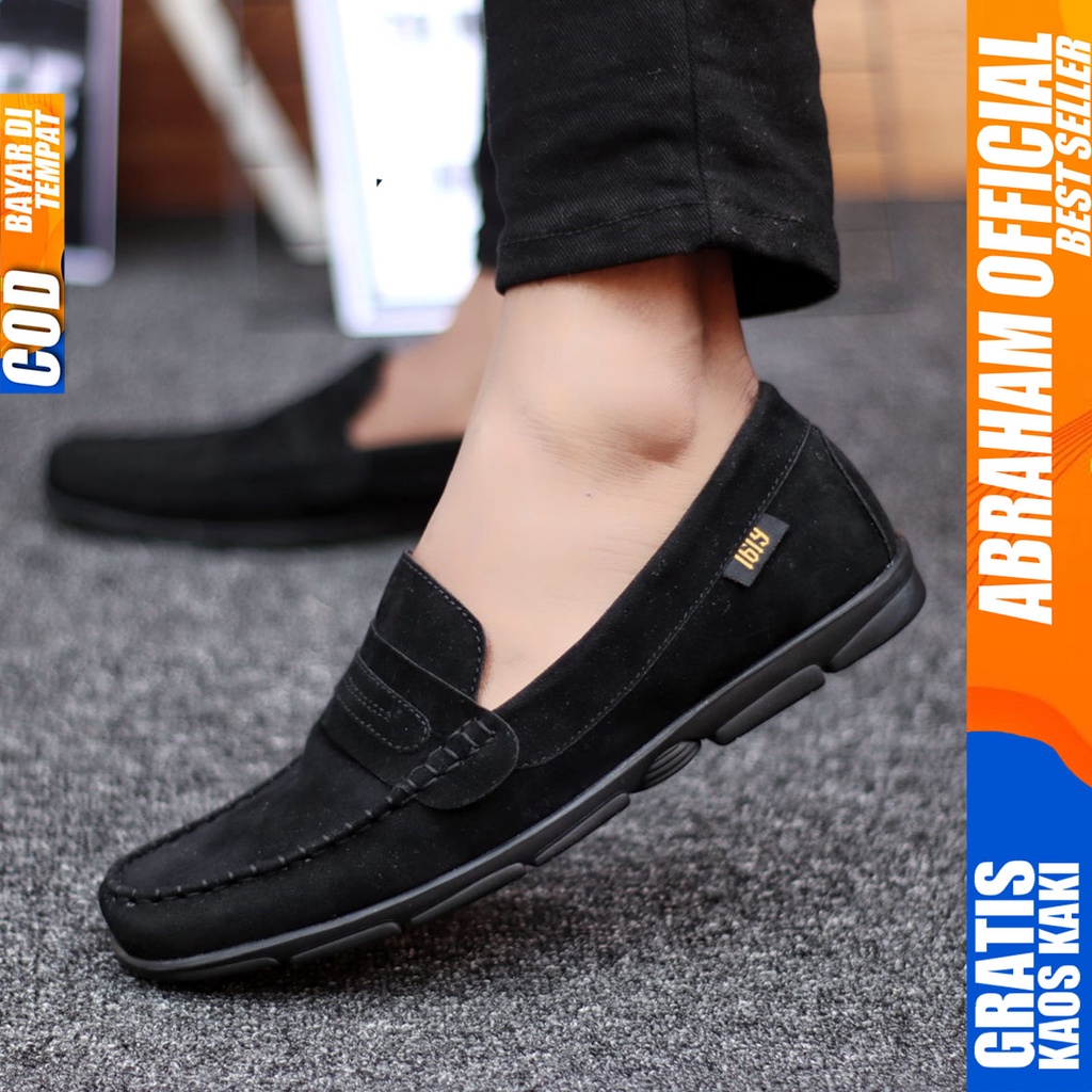 Abraham Titan - Sepatu Slip On Pria Casual