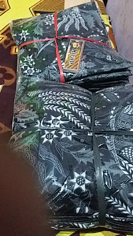 Atasan Batik Dolby Dolbi Dobby Doby Tenun Sutra Tulis Halus Katun Atbm Baron ,sarombit Atasan