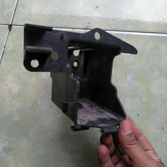 TEMPAT  RUMAH AKI HONDA C50 C70 C700 C800