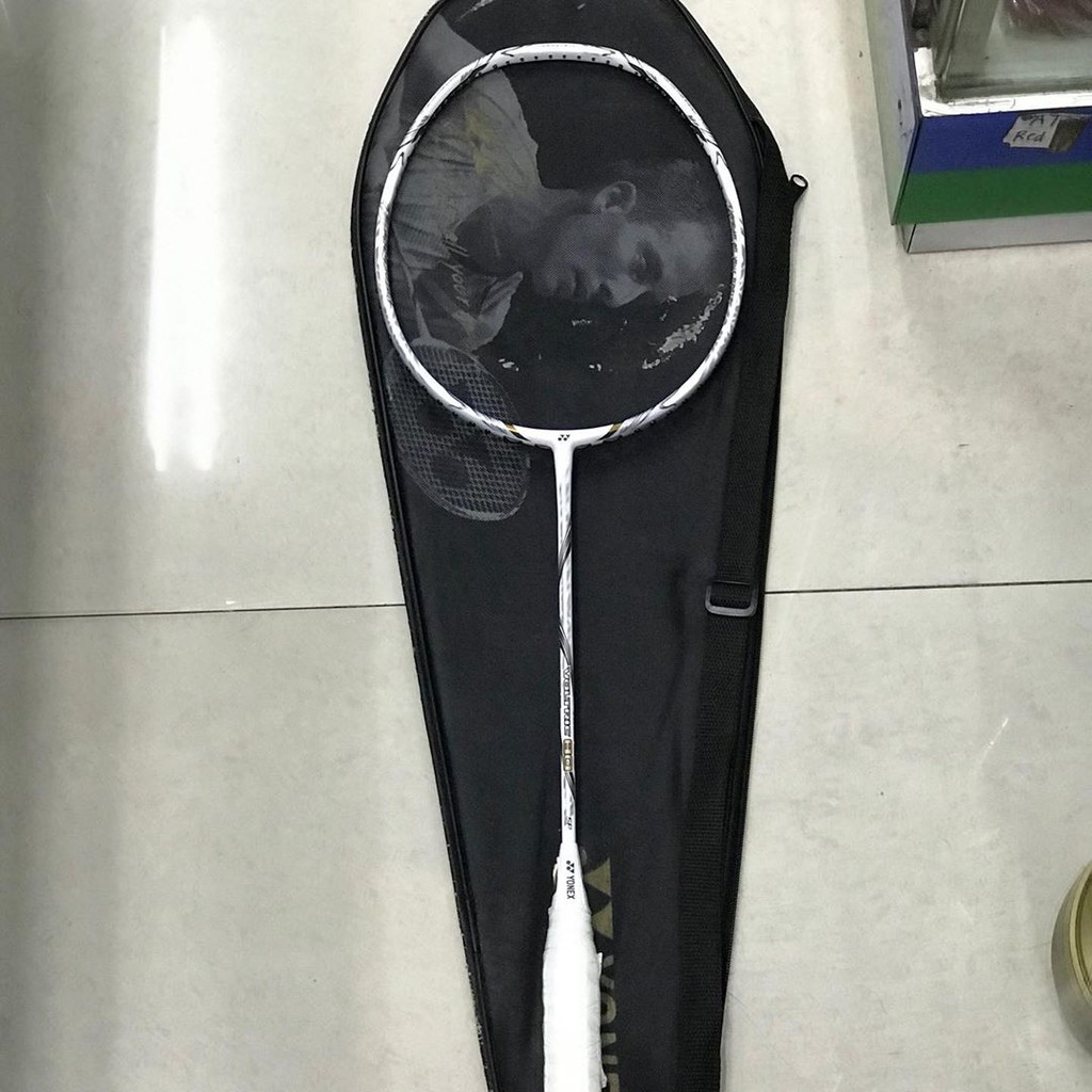 Raket Badminton Yonex Voltric 80 Peter Gade Original 100%