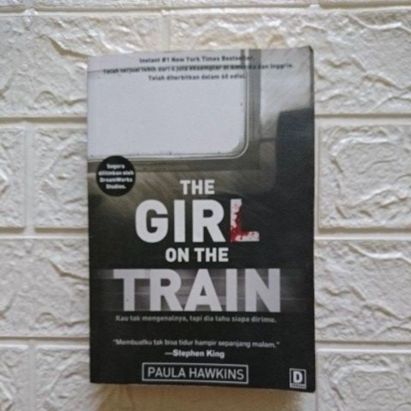 The Girl On The Train - Paula Hawkins