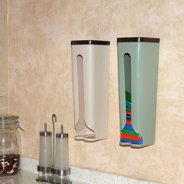 TRAVELMATE Tempat Penyimpanan Kantong Plastik Kresek Dispenser