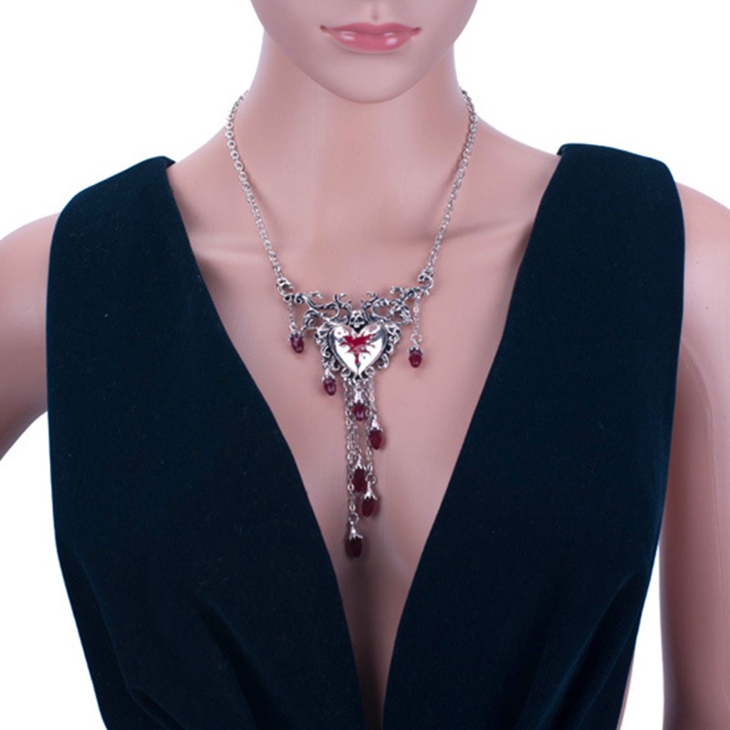 Kalung Liontin Kristal Bentuk Hati Warna Merah Gaya Gothic Untuk Wanita