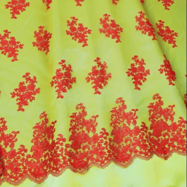 Brokat tile corneli bruklat hijau