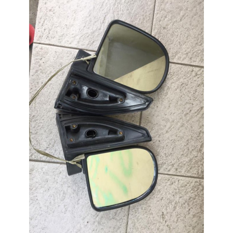 spion mobil KIA atoz berdiri