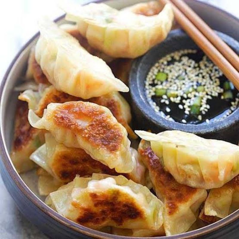 

Gyoza isi 10pcs/ pangsit dimsum ekonomis /frozen food bogor, dimsum bogor, dimsum ayam, pangsit ayam