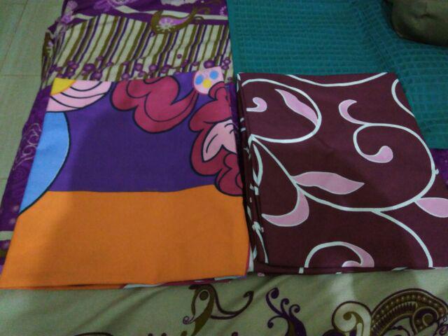 Sarung Bantal Cinta Bola