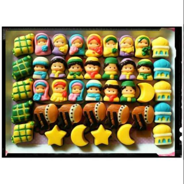 

Cokelat Karakter Lebaran