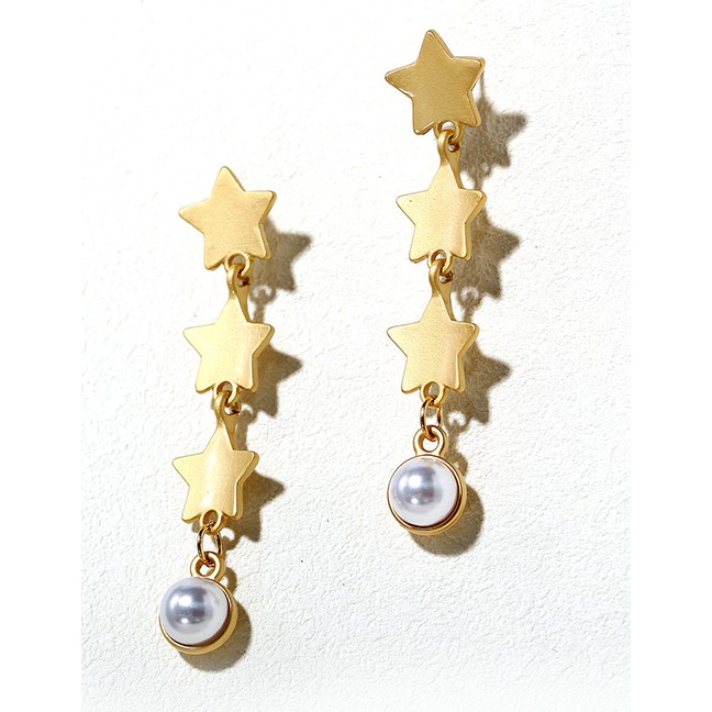 LRC Anting Tusuk Fashion Gold Faux Pearl Pentagram Earrings D23533