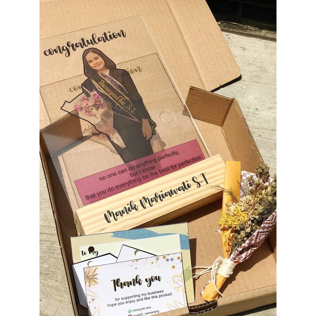 CUSTOM ACRYLIC UCAPAN SOUVENIR