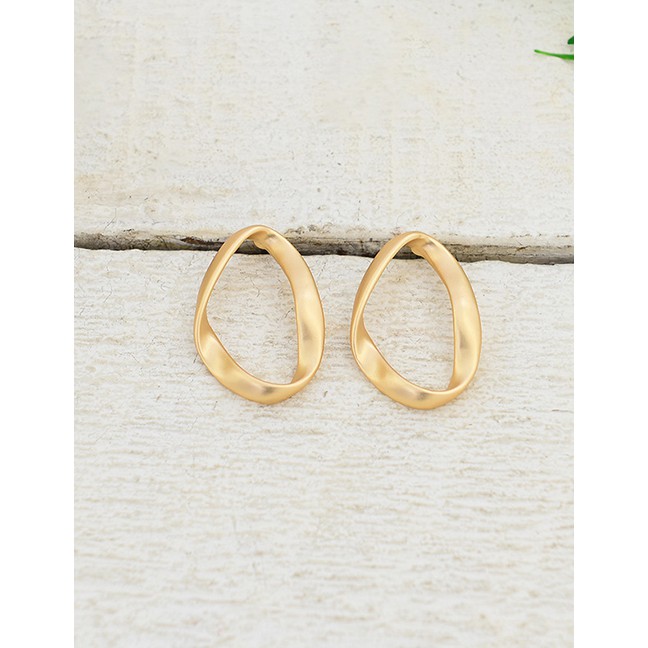 LRC Anting Tusuk Fashion Gold Alloy Earrings F47042