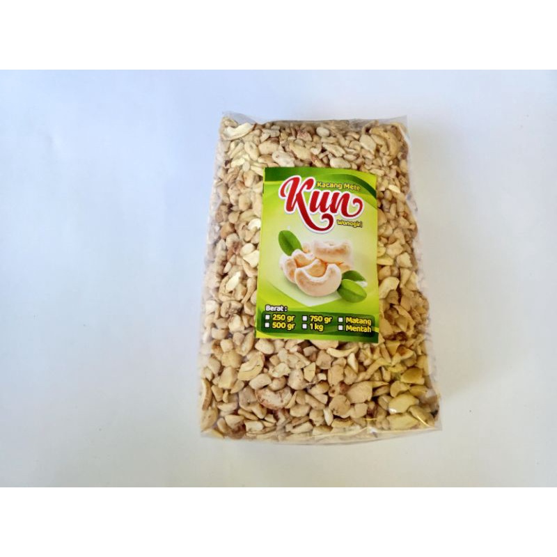 

Kacang Mete Remukan