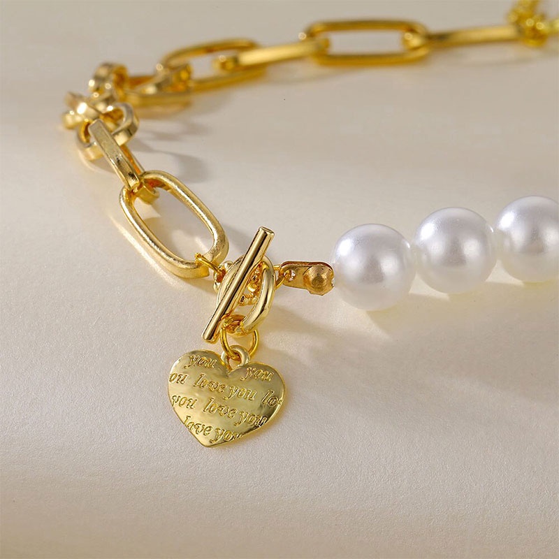 [Ready stock]Kalung wanita korean style rantai Kalung Liontin Wanita Cinta Hati Korea Rantai Klavikula Gesper Mutiara Retro Emas COD