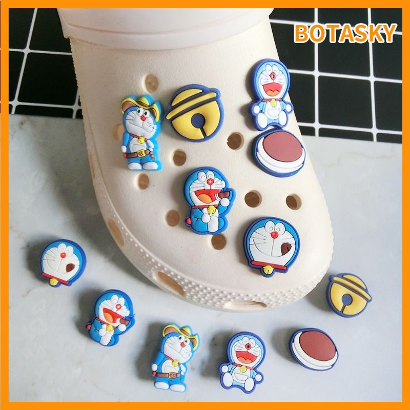 Jibbitz Crocs Doraemon Edition Pin Sandal Bross Sendal Karakter Imut Lucu
