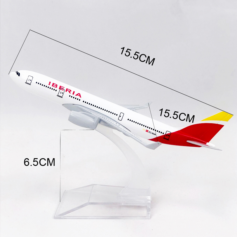 Iberia Airlines A330 Miniatur Diecast Pesawat Spain Airbus 330 Bahan Metal Ukuran 16CM