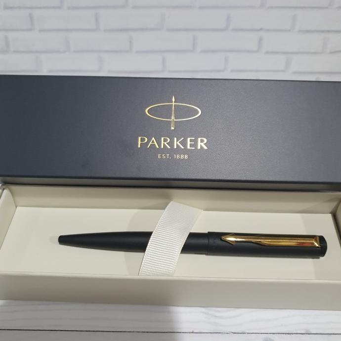 

Pulpen Parker VEKTOR MATTE BLACK GT (Klip Emas)
