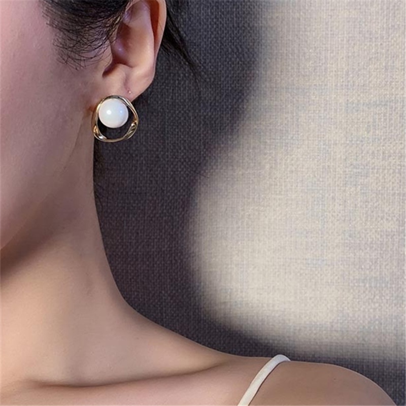 Anting Bulat Mutiara Korea Perempuan Dewasa Aksesoris Fashion Wanita Kualitas Import ANT104