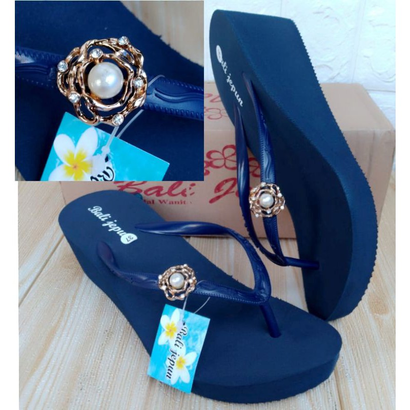 Special Pin Edition Sandal Wedges Bali Jepun Navy Flat Dan Hak 5cm
