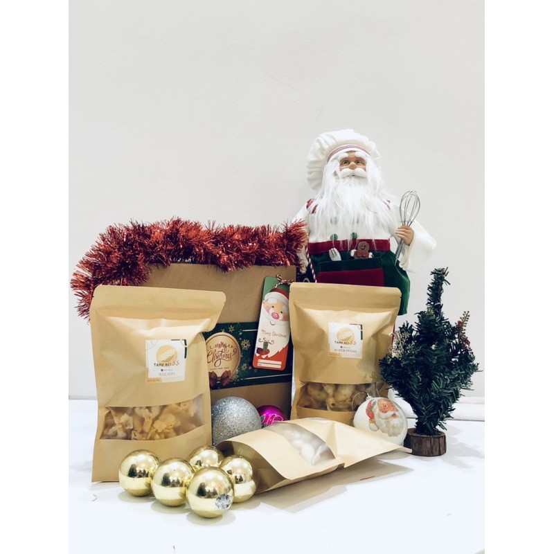 

Hampers Natal Kerupuk Tahu Aci (Christmas Edition)
