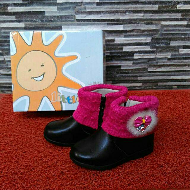sepatu little m