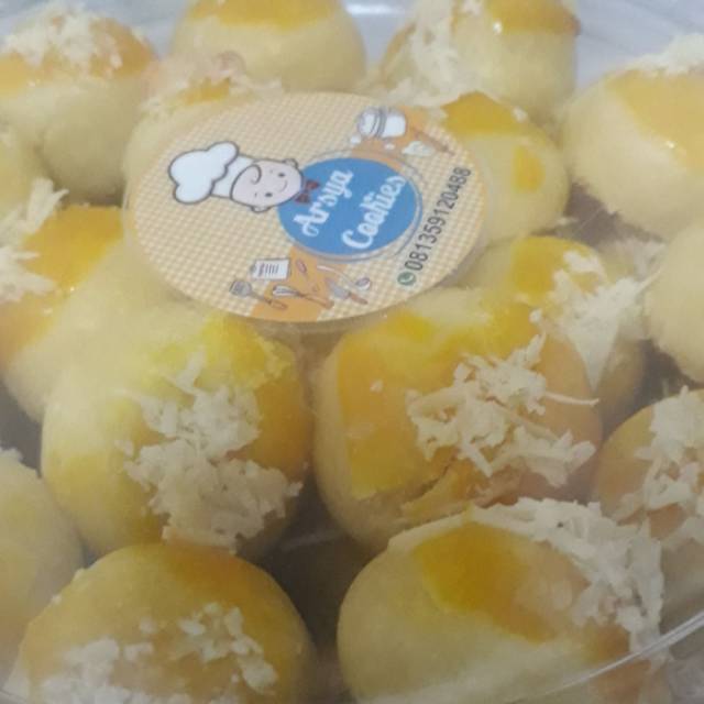 

Kue nastar keju