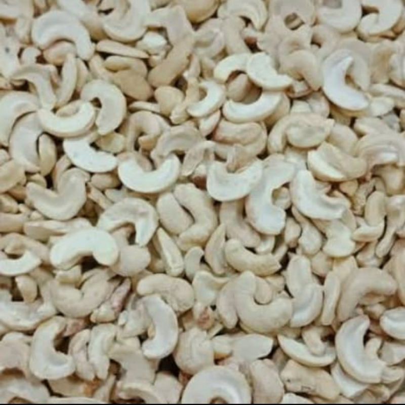 

kacang mede utuh super mentah 100g