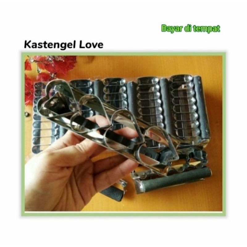 cetakan kastengel motif love