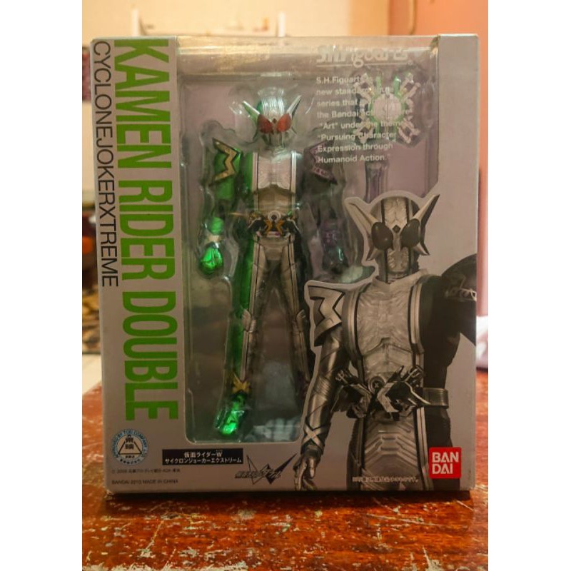 SHF Kamen Rider Double Cyclone Joker Extreme