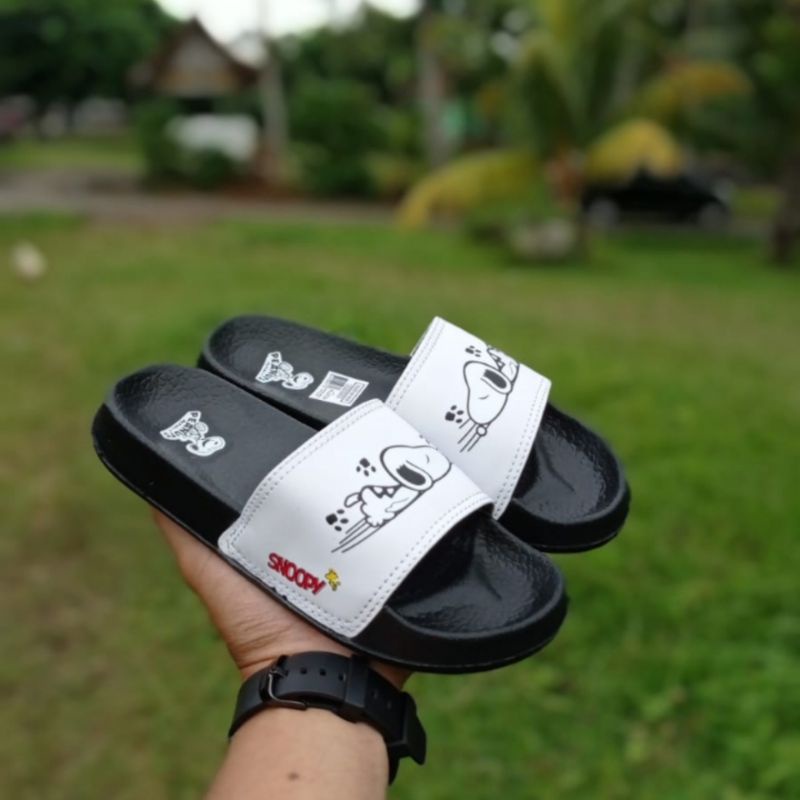 Sandal Slop Anak Karakter 31-35 Unisex