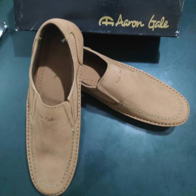 Sepatu Kulit Pria Casual Merk Aaron Gale
