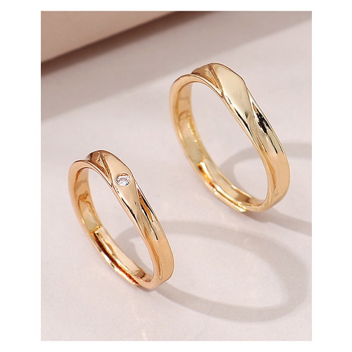 LRC Cincin Fashion Gold Color Cross Diamond Ring Set Y65674