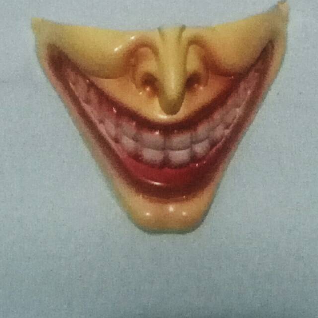 Masker joker karet epa