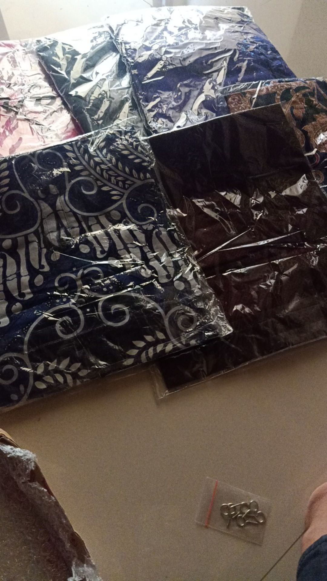 [gridline - R028] Kemeja Batik Pria Katun Lengan Pendek Regular Batik