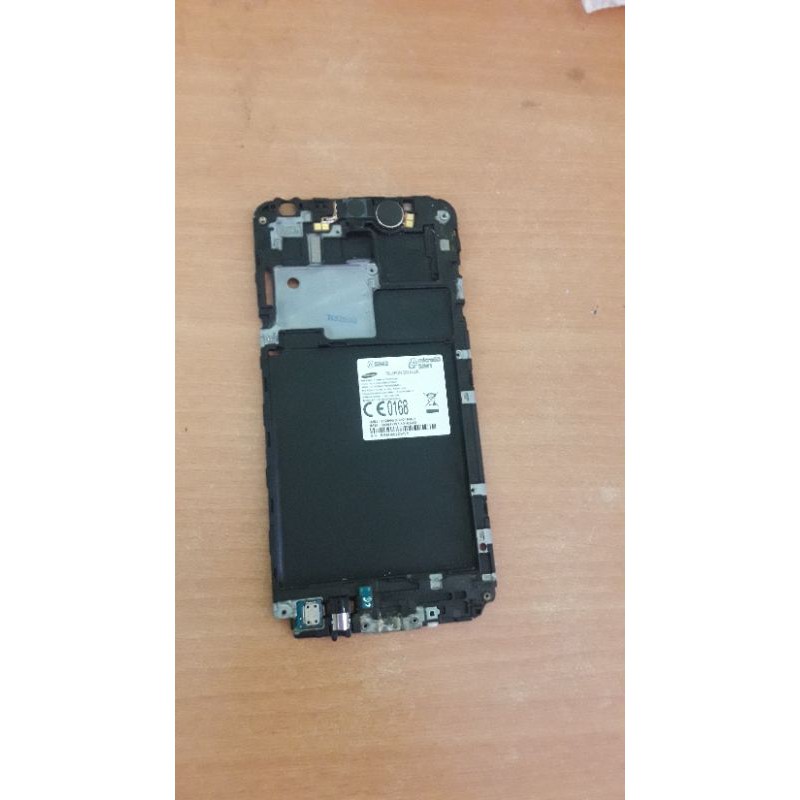 Tatakan  Lcd Samsung J7 2015