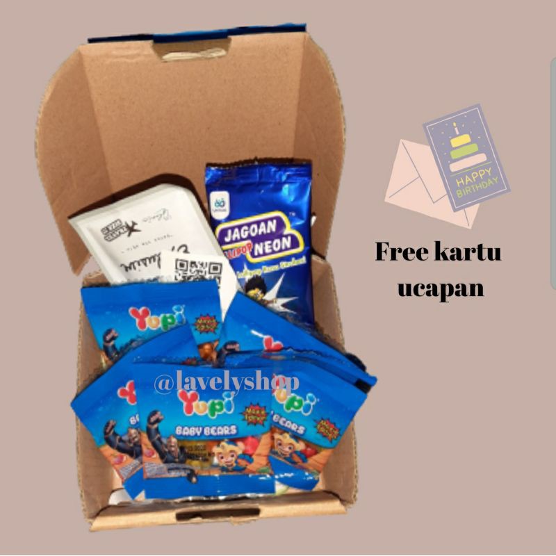 

SNACK BOX / GIFT BOX / Hadiah ULANG TAHUN/ HADIAH WISUDA / SNACKBOX