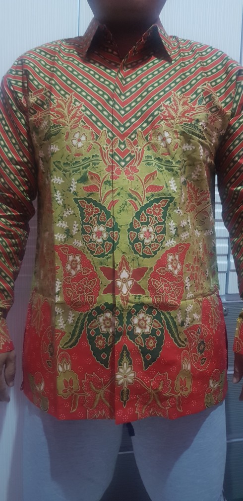 Batik Solo Kemeja Batik Lengan Panjang Setya Kencono Dillan Lapis Furing Wisnu Krishna Ardian