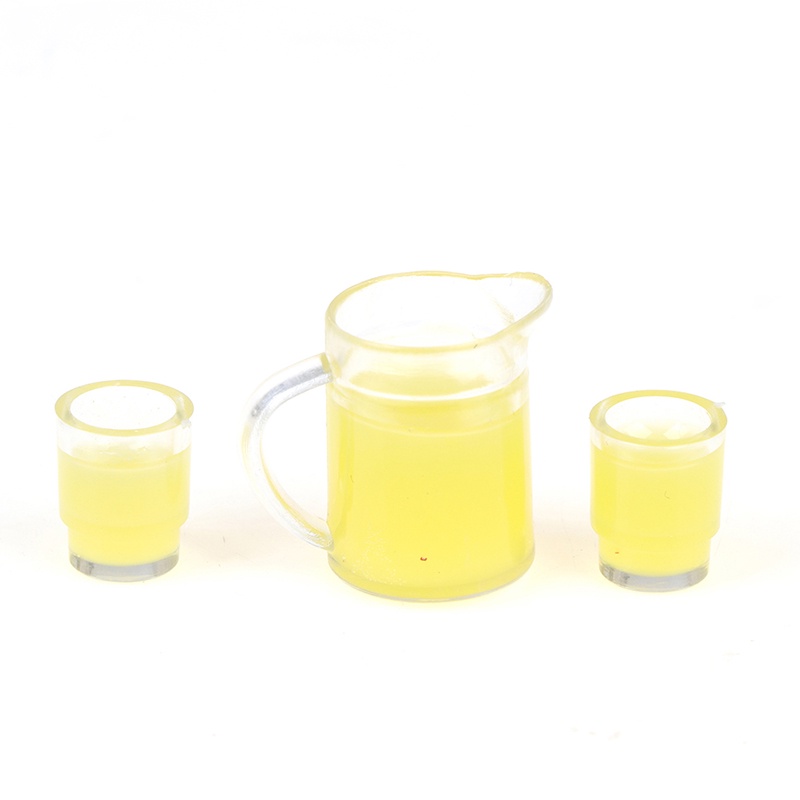 3pcs / set Mainan Miniatur Botol Jus + 2 Cangkir Skala 1: 12 Untuk Aksesoris Dapur Rumah Boneka