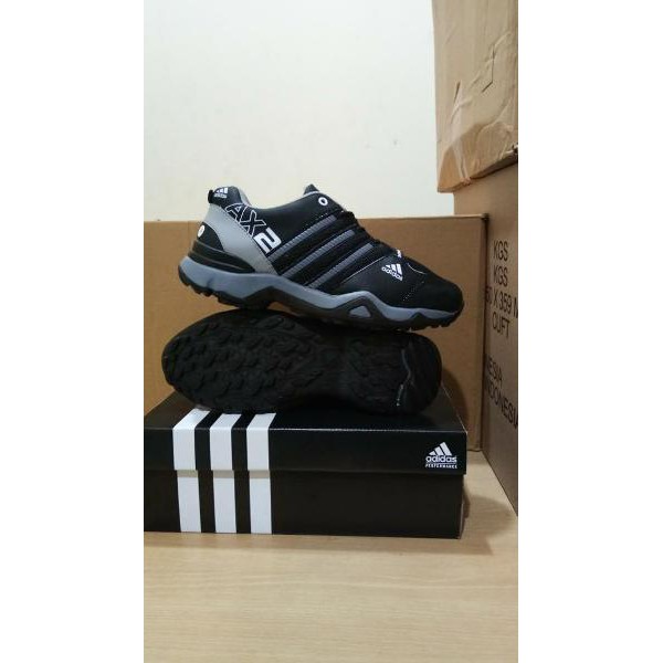 Sepatu Sport Casual Adidas AX 2 Terrex Man Untuk Pria Cowo Hitam Putih Merah Abu Grade Ori Joging