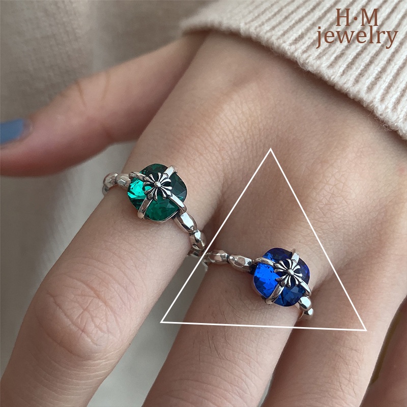 Cincin Jari Telunjuk Model Terbuka Desain Bunga Army Silang Bahan Tembaga Warna Putih Aksen Zirkon Gaya Vintage Untuk Wanita