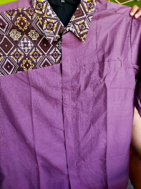 Wanggana Kemeja Batik Pria Lengan Panjang Slimfit Katun Printing Hem Baju Atasan Kantor Modern