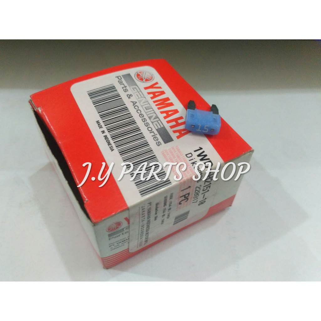 SIKRING TANAM KECIL 15A 15 A AMPER R25 MT25 NMAX N MAX LEXI DLL ORIGINAL YGP 1WD-H2151-10