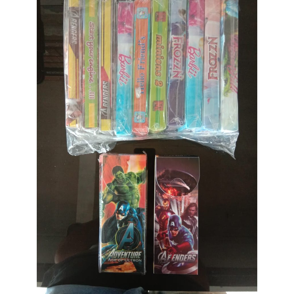 

TEMPAT PENSIL KOTAK PULPEN WADAH PENSIL GAMBAR LUCU GROSIR MURAH