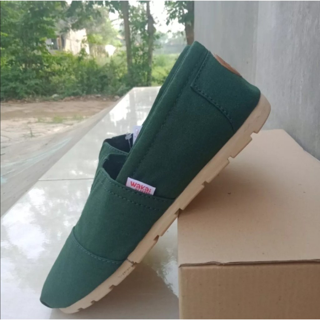 SEPATU WAKAI SLIP ON MURAH FULL HIJAU ARMY