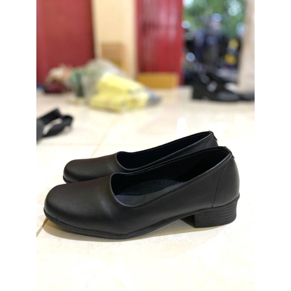 Sepatu Pantofel Wanita Hitam Hak 3 Cm Sepatu Cewek Sekolah Kantor Paskib Sepatu cewek kickers